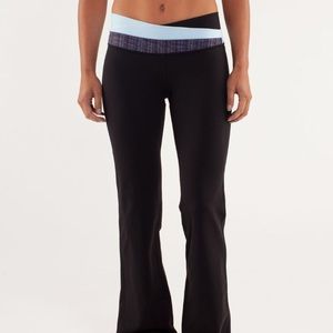 Lululemon Astro pants with layered waistband